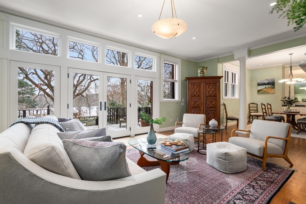 545 Boylston St 545