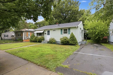 Photo of 235 Pasco Rd, Springfield, MA 01151 (MLS # 73556718)