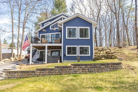 20 Bailey Shore Hampstead NH 03841