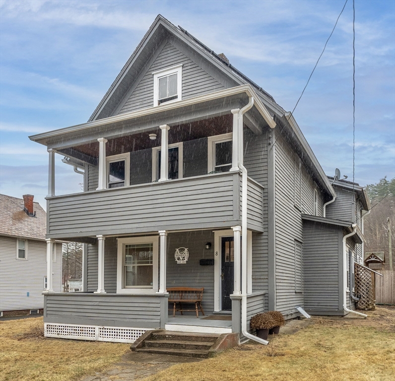 8 Laurel St