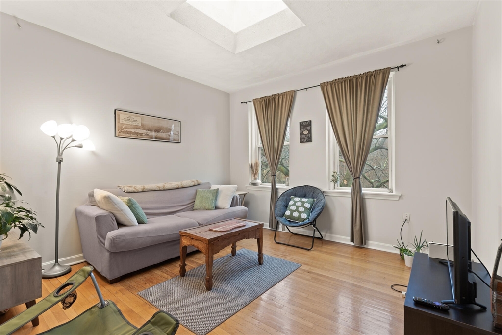 88 Gordon Street 402