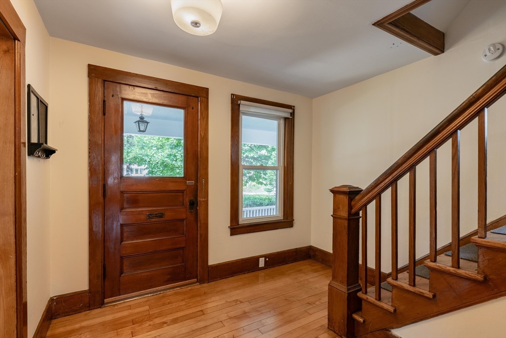 22 W Center St, Northampton, MA Photo #11