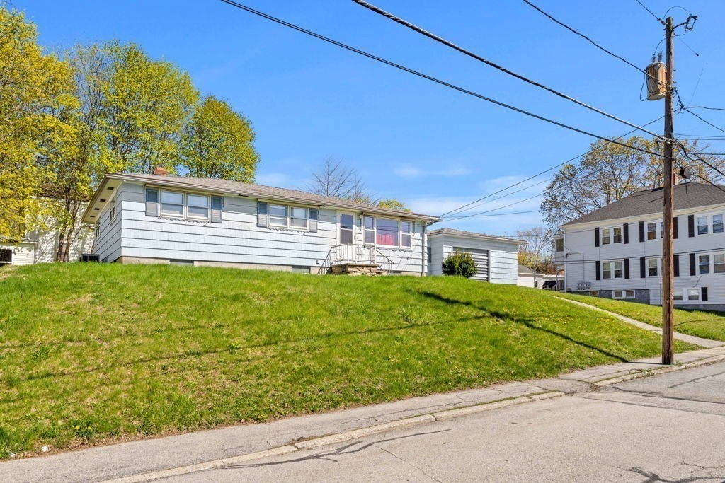 21 Spring St
