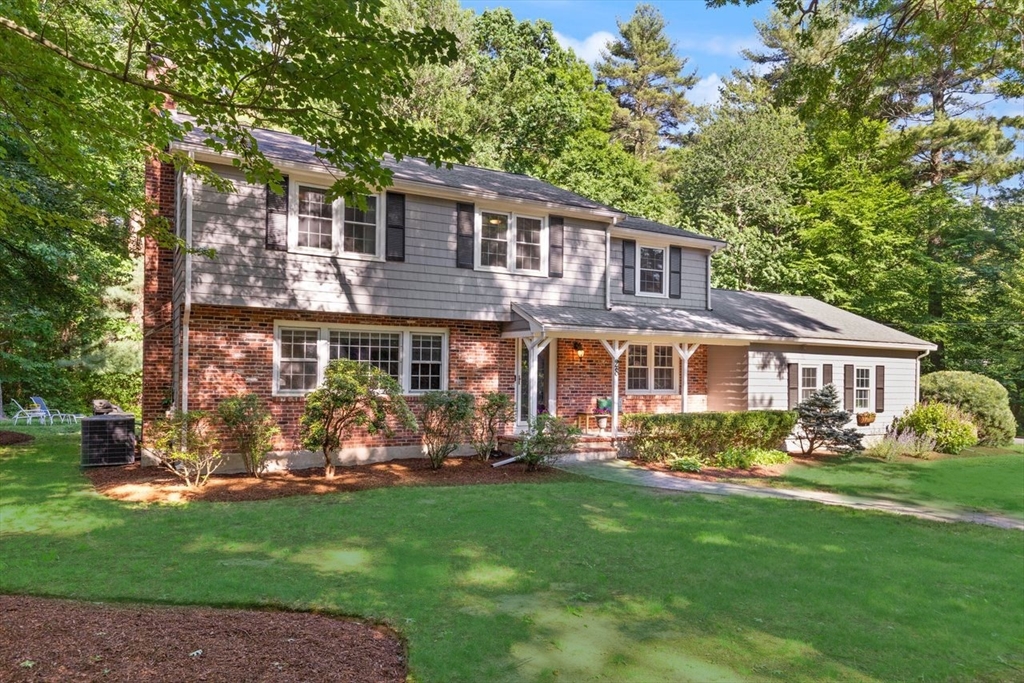 28 Colburn Dr