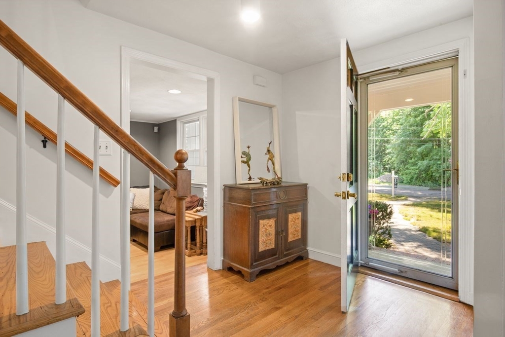 28 Colburn Dr