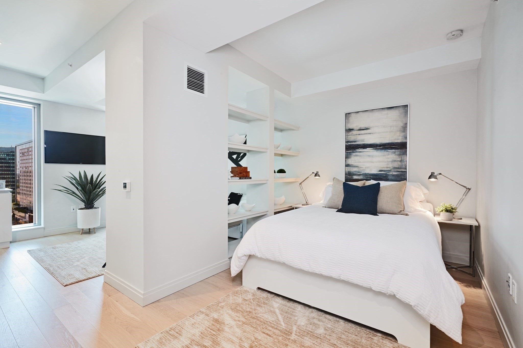 135 Seaport Blvd