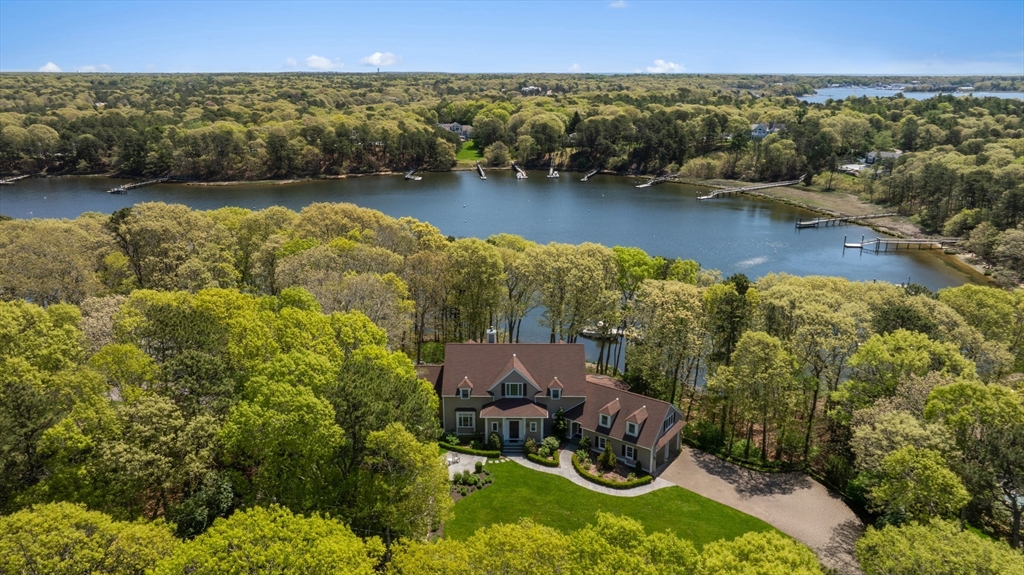 Barnstable, Massachusetts 02648, United States, 3 Bedrooms Bedrooms, ,6 BathroomsBathrooms,Residential,Pending,137138