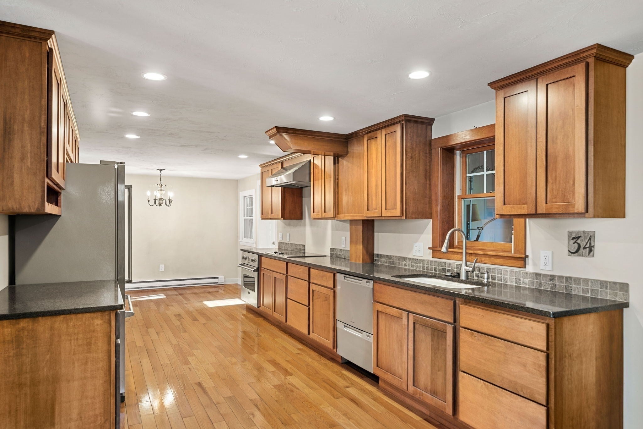 34 Jersey St, Marblehead, MA, 34 Jersey St, Marblehead, MA Photo #14