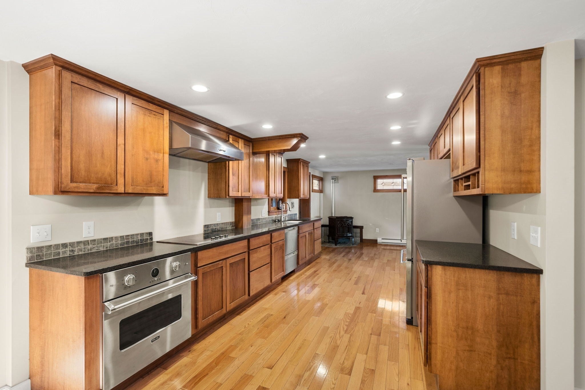 34 Jersey St, Marblehead, MA, 34 Jersey St, Marblehead, MA Photo #17