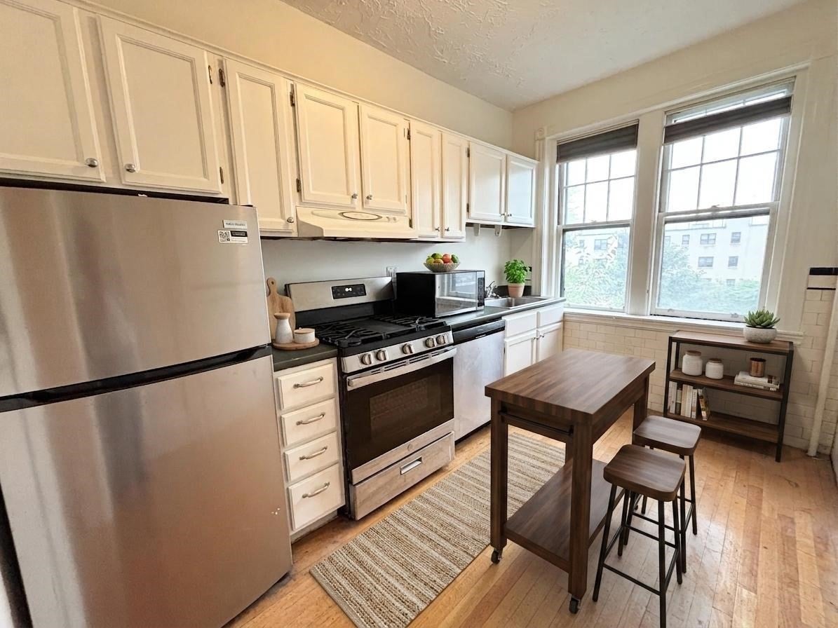 455 Washington St #4, Brookline, MA, 455 Washington St #4, Brookline, MA Photo #1