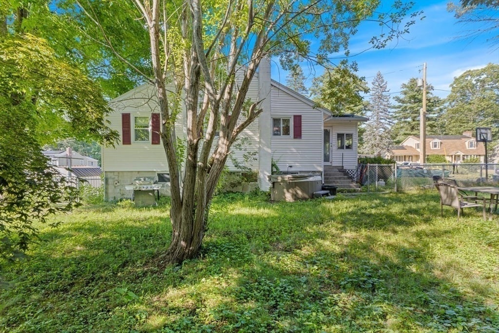 32 Hillcrest Rd, Dracut, MA, 32 Hillcrest Rd, Dracut, MA Photo #22