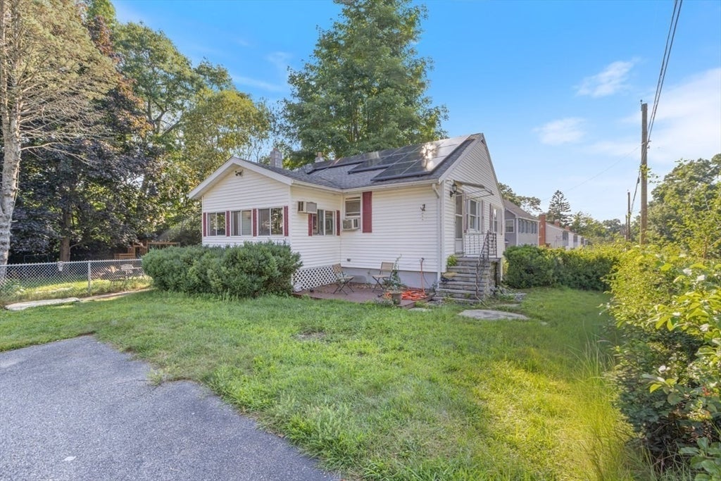 32 Hillcrest Rd, Dracut, MA, 32 Hillcrest Rd, Dracut, MA Photo #6