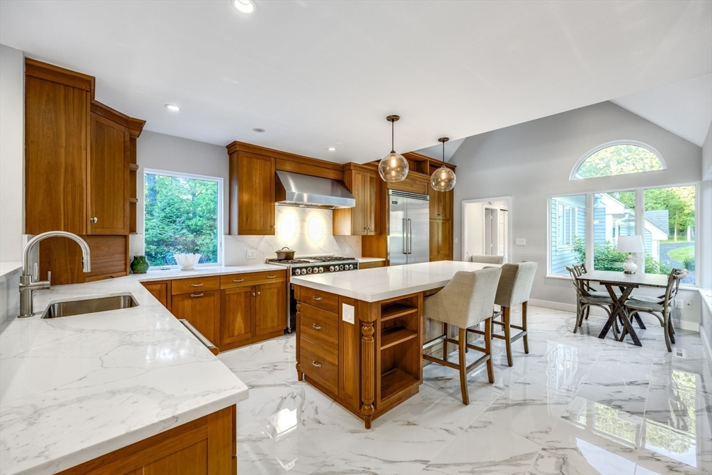 Barnstable, Massachusetts 02655, United States, 5 Bedrooms Bedrooms, ,5 BathroomsBathrooms,Residential,Active,18061