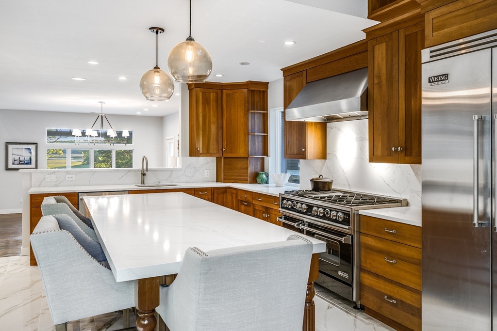 Barnstable, Massachusetts 02655, United States, 5 Bedrooms Bedrooms, ,5 BathroomsBathrooms,Residential,Active,18061