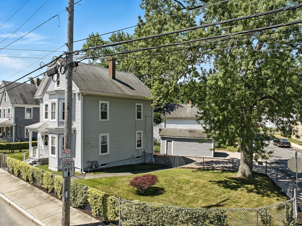 57 Neil St