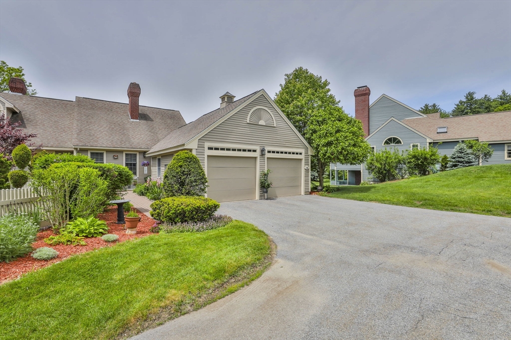12 Wright Farm Rd 12