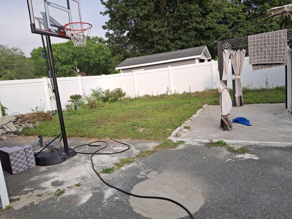 333 Lynnfield