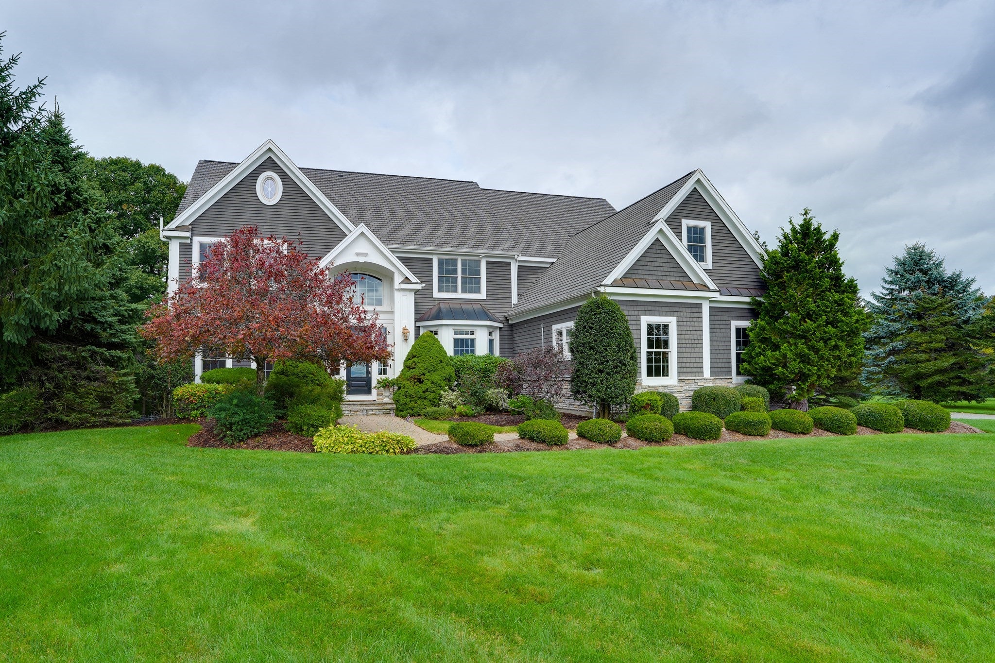 Photo of 4 Nipmuc Ln, Southborough, MA