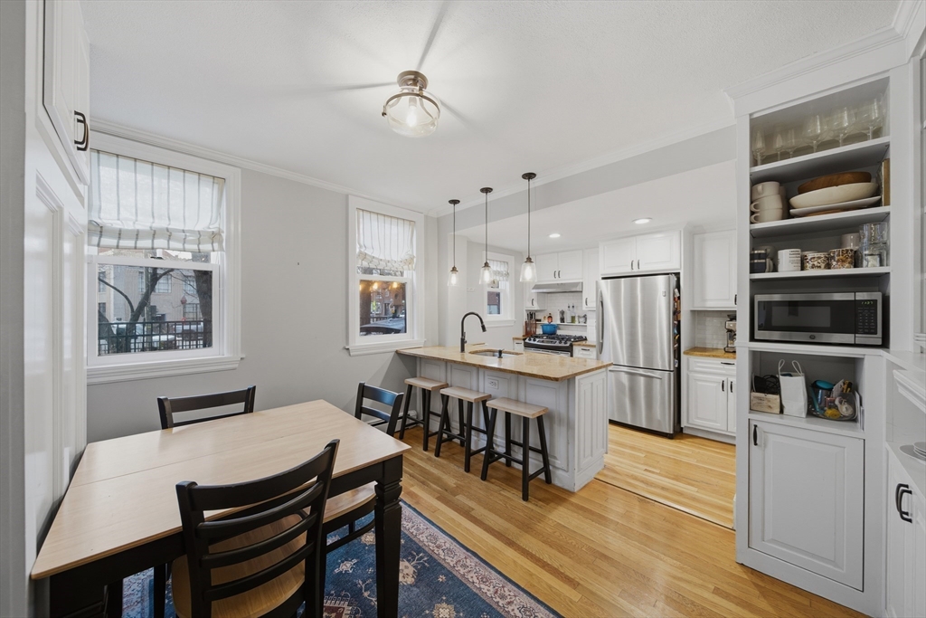 2 Lyndeboro Pl, Boston, MA, 2 Lyndeboro Pl, Boston, MA Photo #4