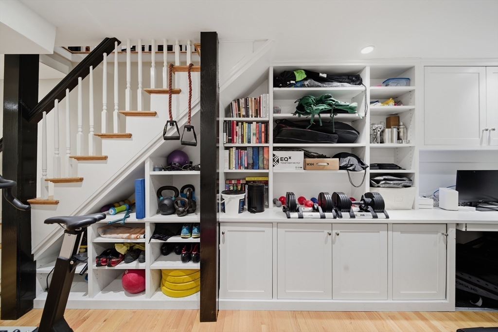 2 Lyndeboro Pl, Boston, MA, 2 Lyndeboro Pl, Boston, MA Photo #26
