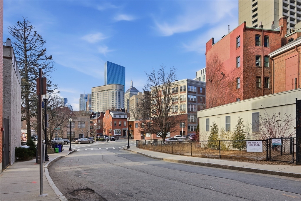 2 Lyndeboro Pl, Boston, MA, 2 Lyndeboro Pl, Boston, MA Photo #2