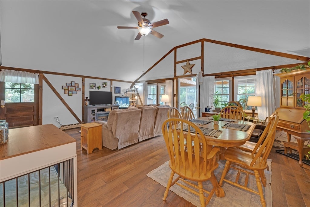 8 Shore Dr, Holland, MA Photo #9