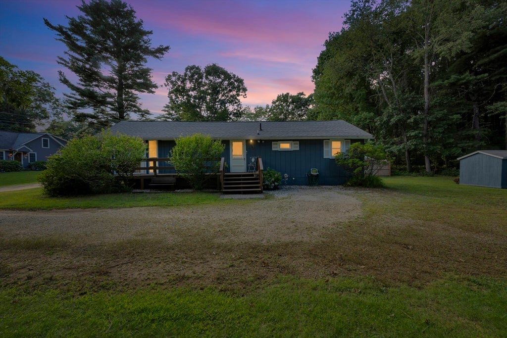 8 Shore Dr, Holland, MA Photo #27