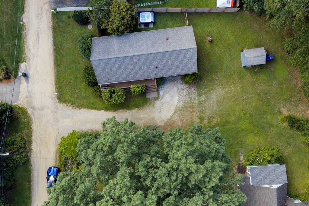 8 Shore Dr, Holland, MA Photo #26