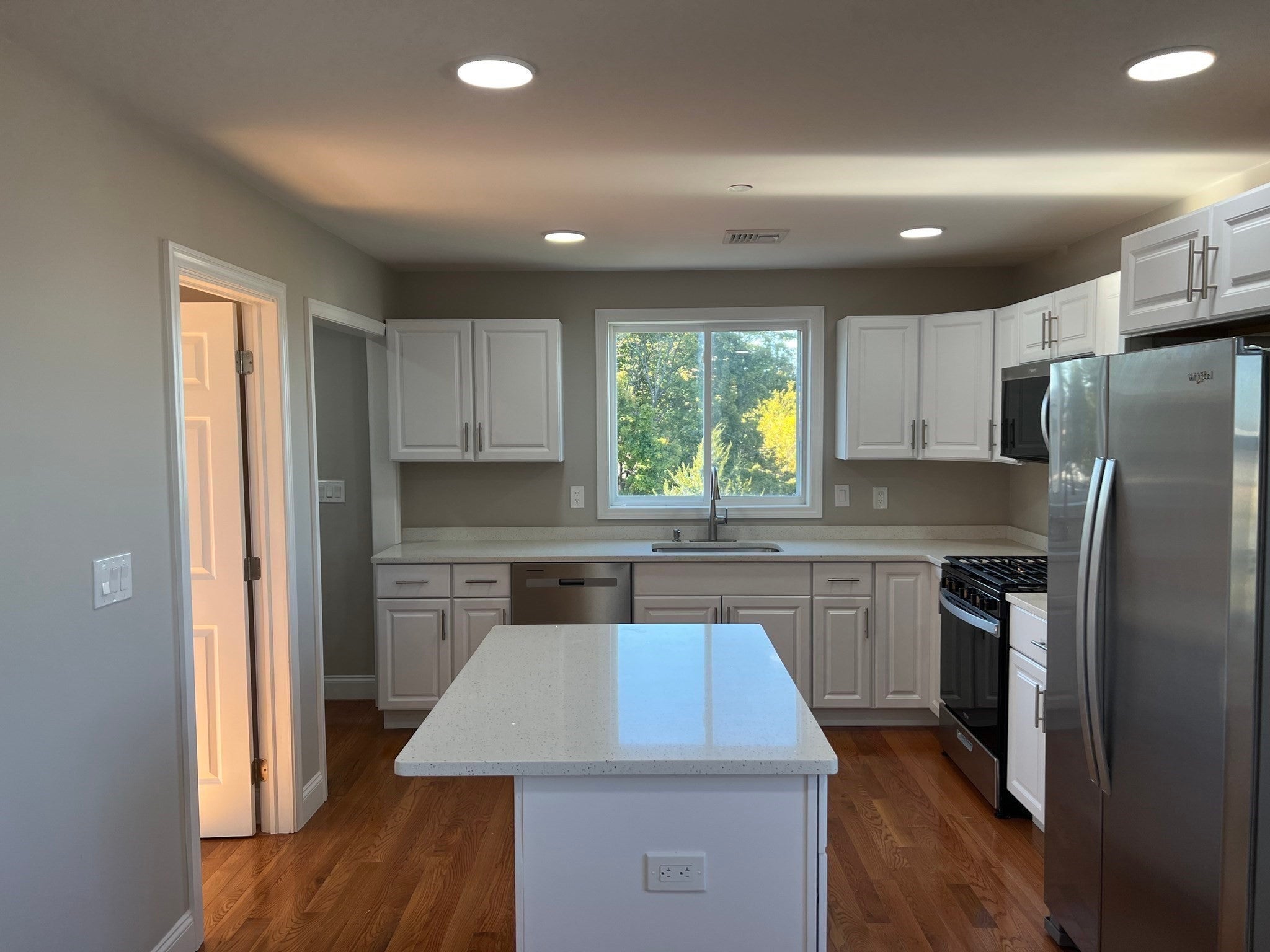 58 Robin St #3, Everett, MA Photo #16
