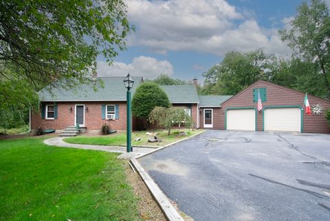 926 Old Turnpike Road Oakham MA 01068