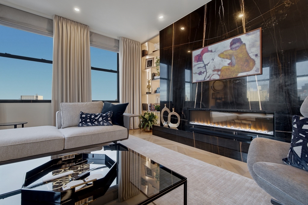 285 Columbus Ave PH 805