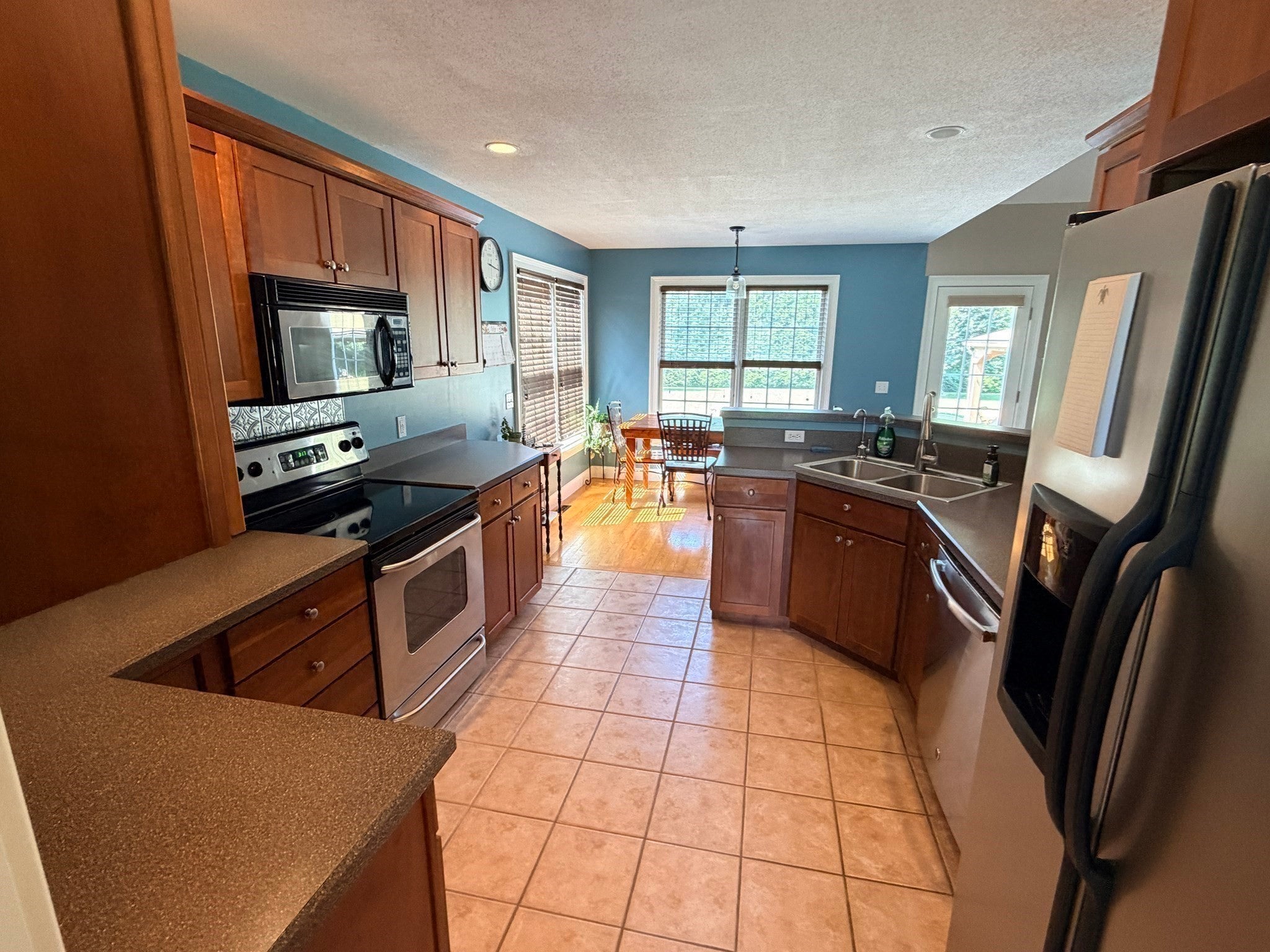 8 Nicholson Hill Road, Southwick, MA Photo #11