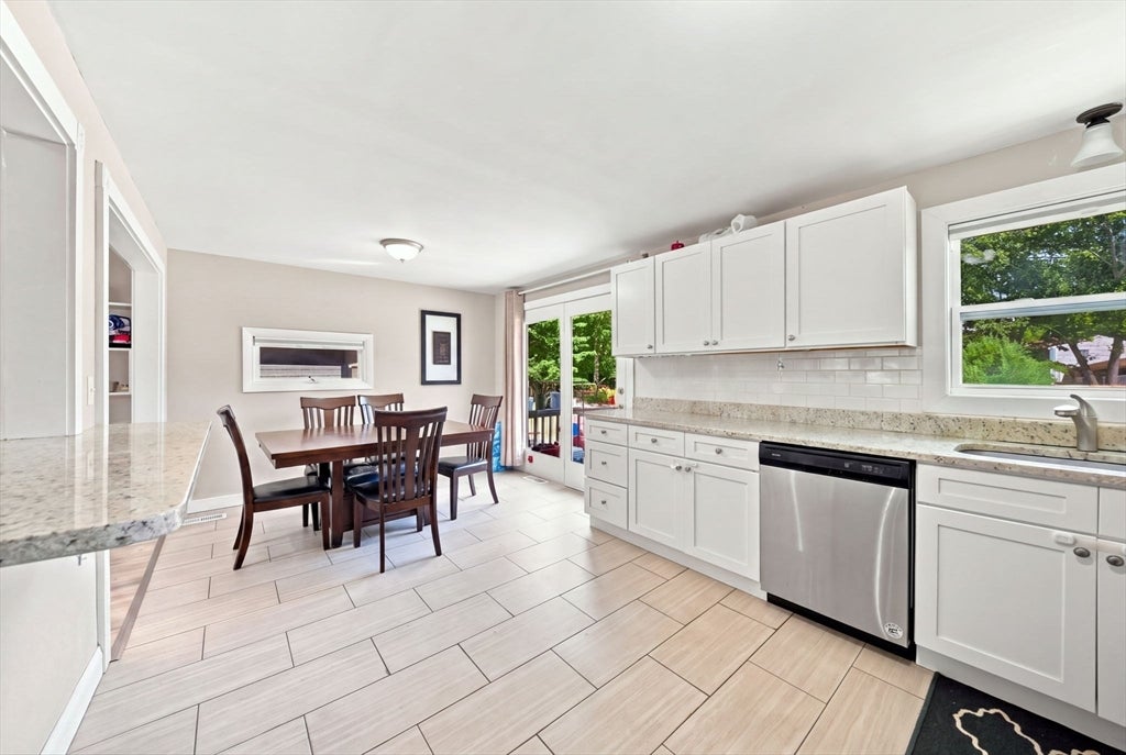 401 Turnpike St, Stoughton, MA, 401 Turnpike St, Stoughton, MA Photo #10