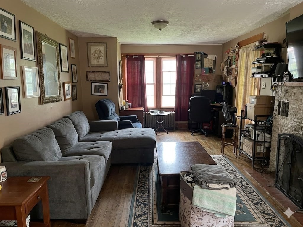78 Main St