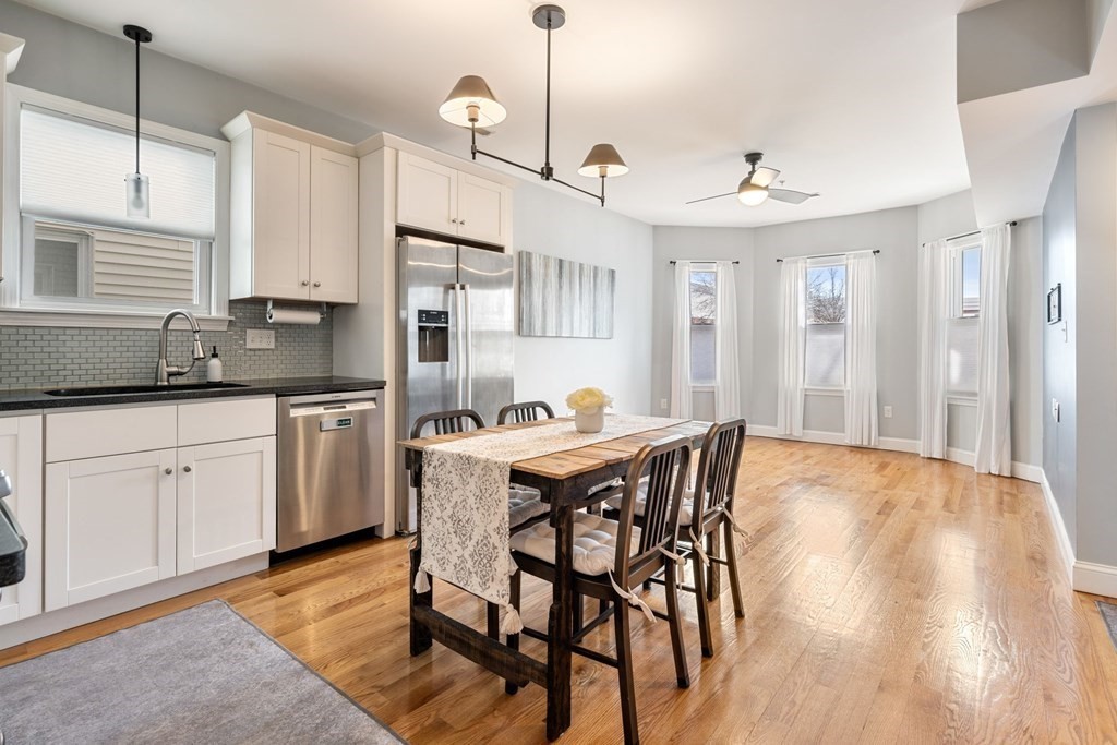 995 Dorchester Ave 1