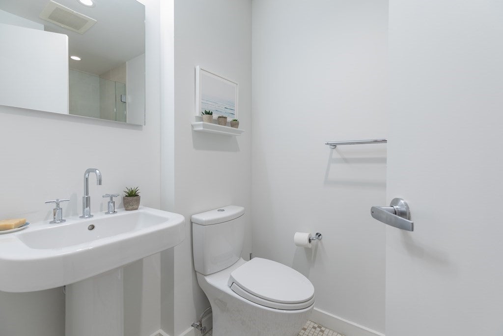 346 Congress St #209, Boston, MA Photo #8