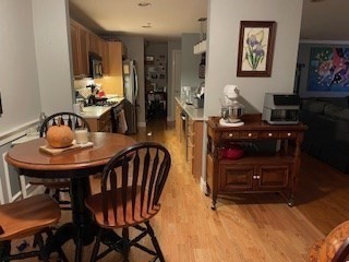 19 Broad St 105