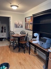 19 Broad St 105