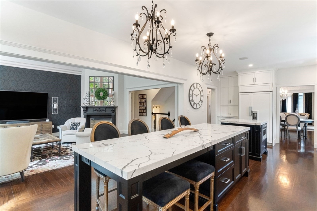 192 Country Club Way