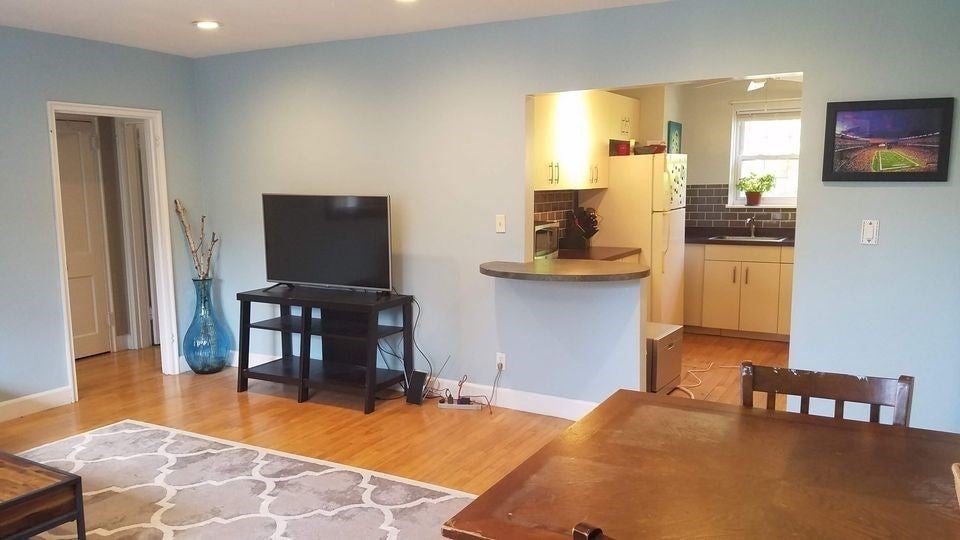108 Maple St 4