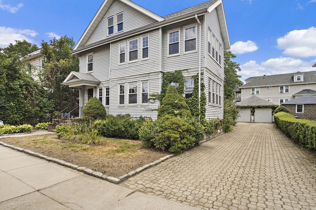 236 Foster Street