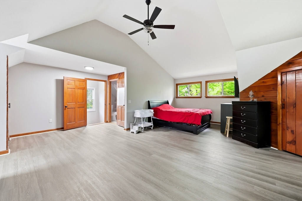 64 S Cottage Rd, Holland, MA Photo #21