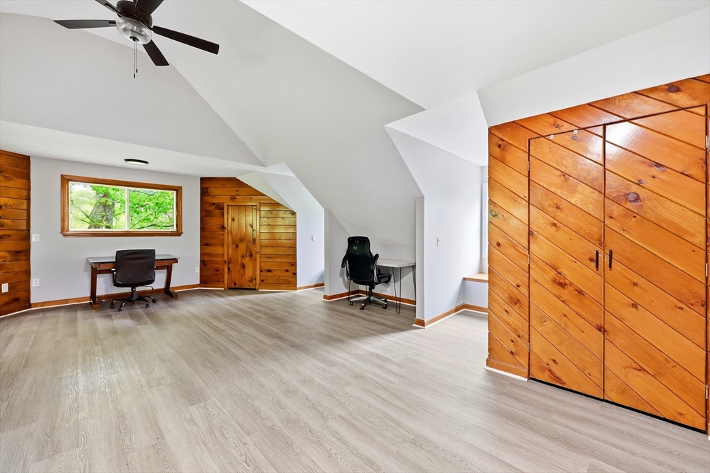 64 S Cottage Rd, Holland, MA Photo #18