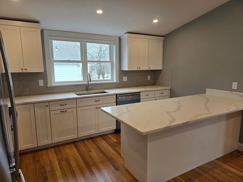 Photo of 29 Appleton St #3, Arlington, MA 02476 (MLS # 73495733)