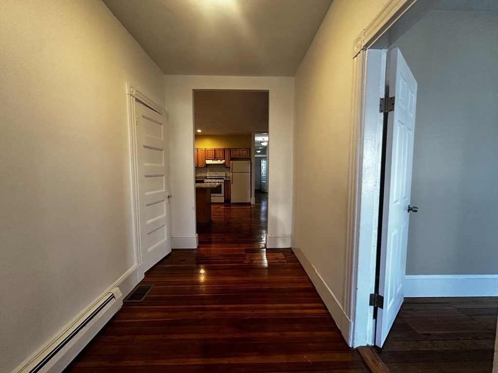 8-10 Seafoam Ave 1