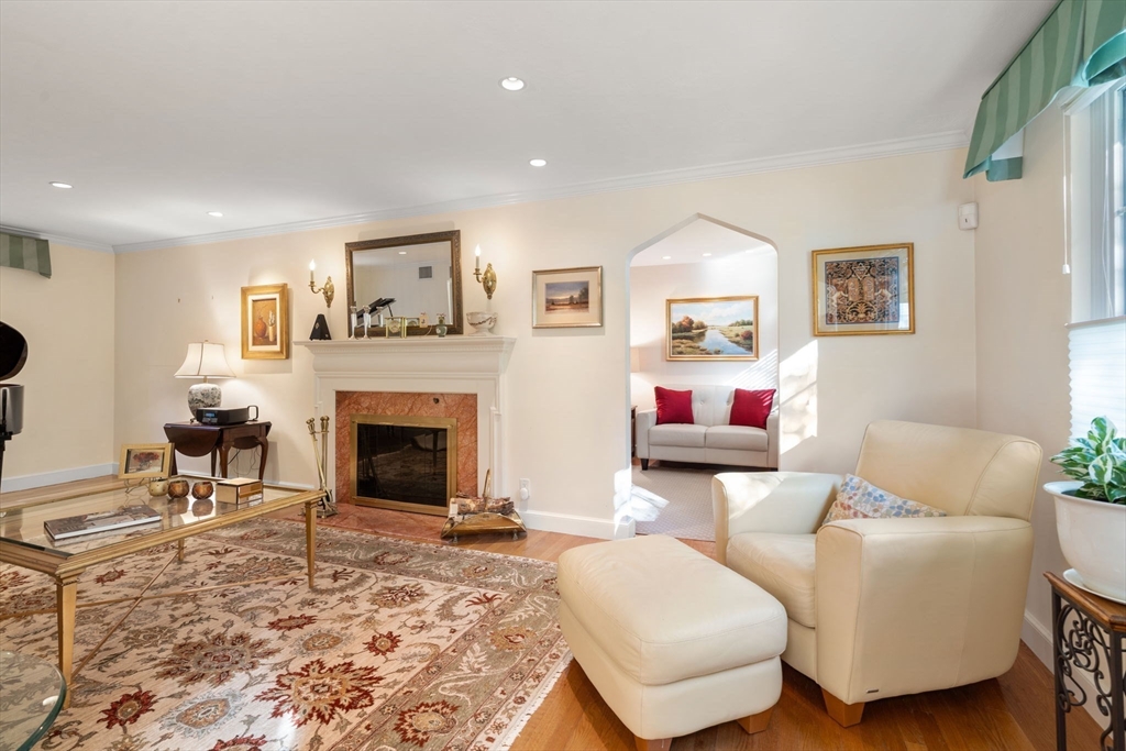 5 Halcyon Rd