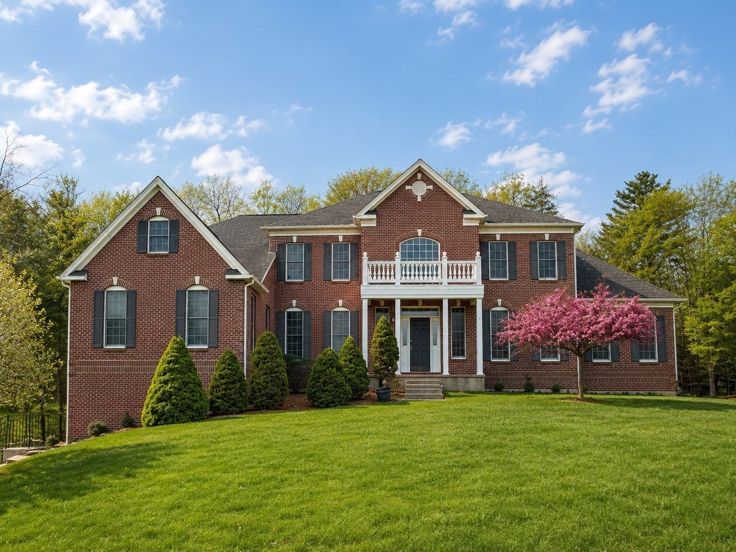 4 Summit Way