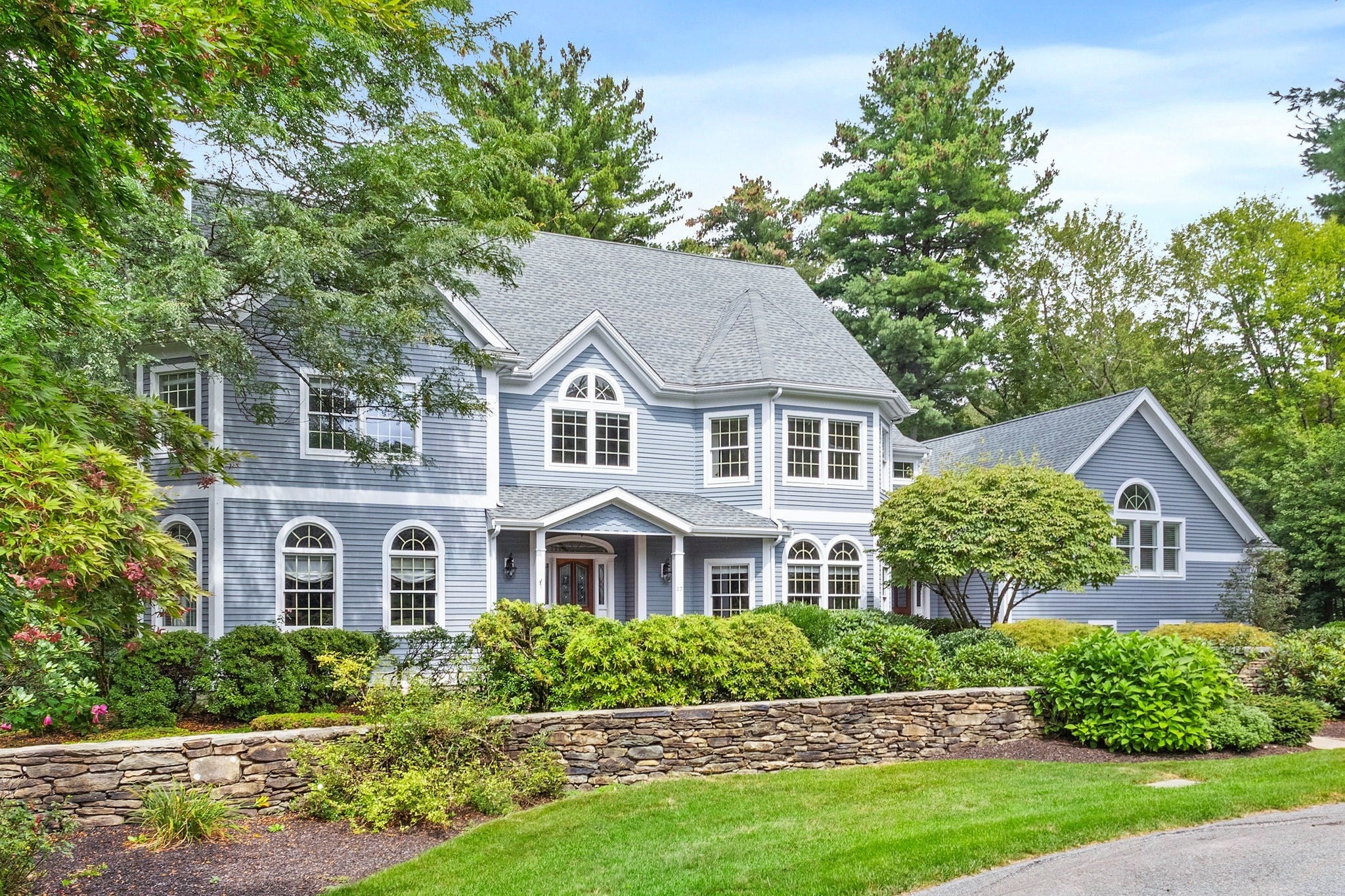 27 Carriage Drive, Lexington, MA, 27 Carriage Drive, Lexington, MA Photo #2