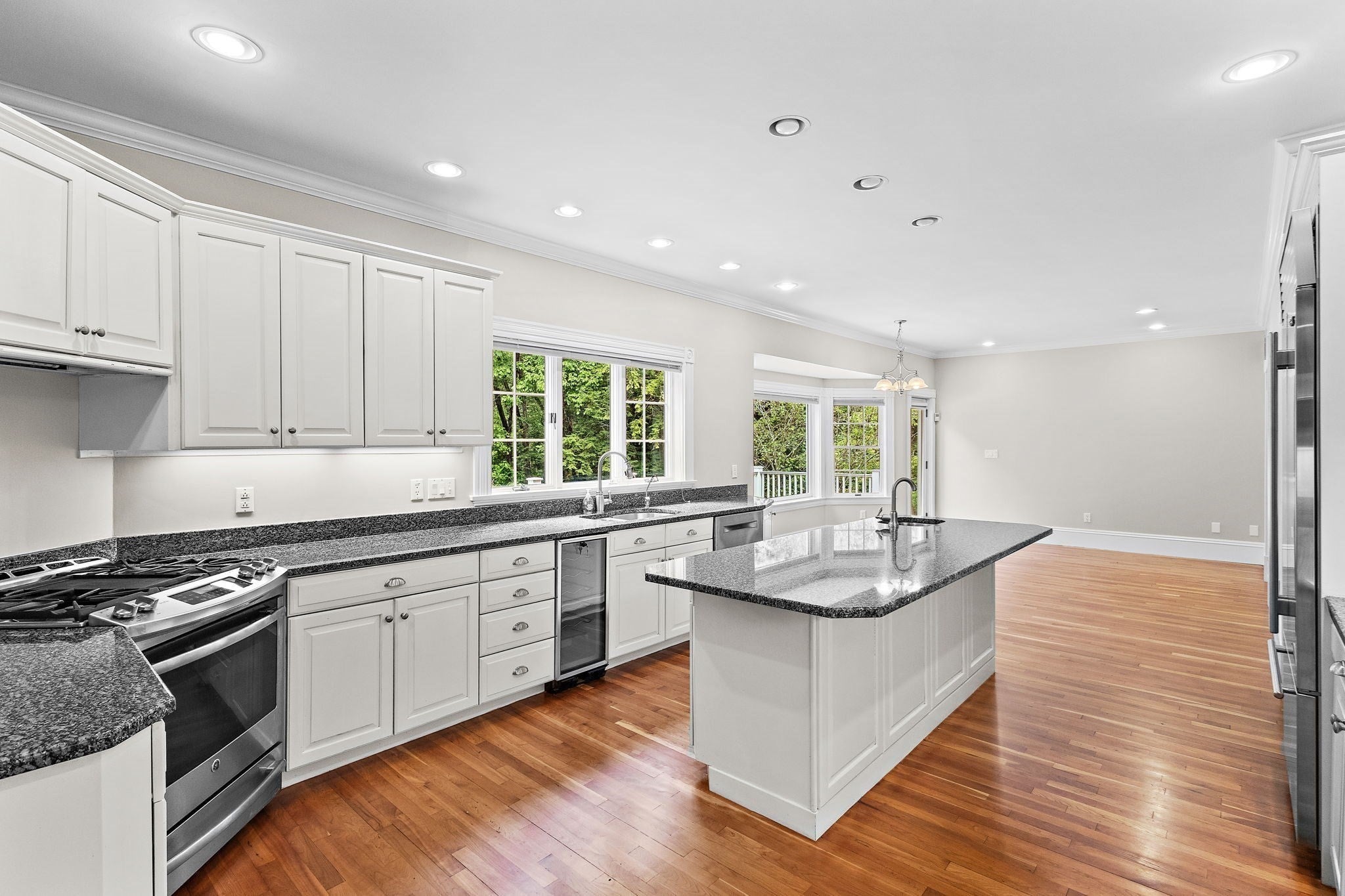 27 Carriage Drive, Lexington, MA, 27 Carriage Drive, Lexington, MA Photo #8