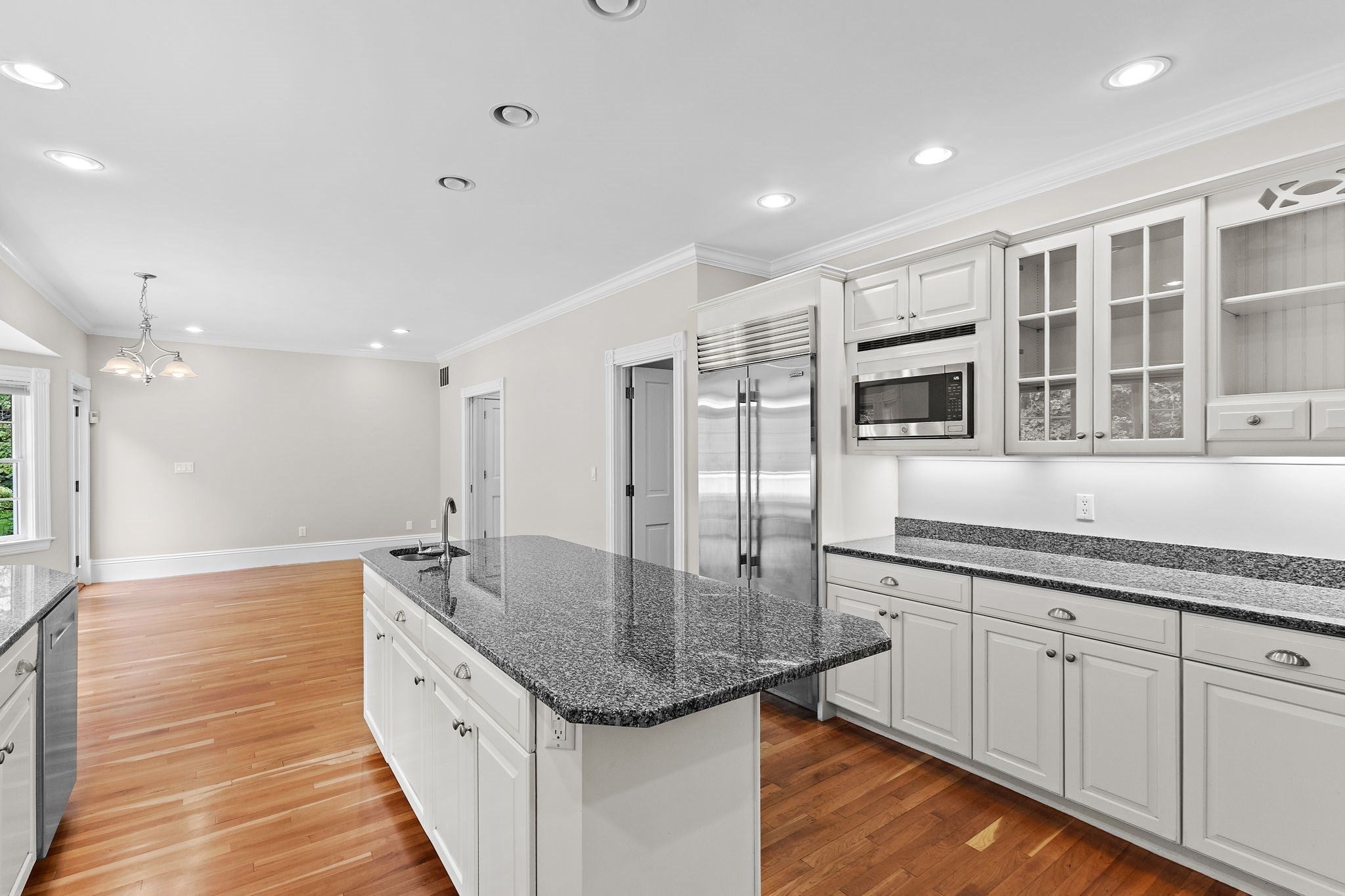 27 Carriage Drive, Lexington, MA, 27 Carriage Drive, Lexington, MA Photo #11